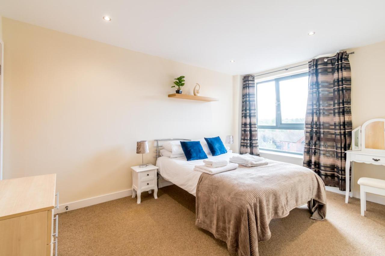 Spacious City 2 Bed, 2 Bath, Free Parking & Wifi Σέφιλντ Εξωτερικό φωτογραφία